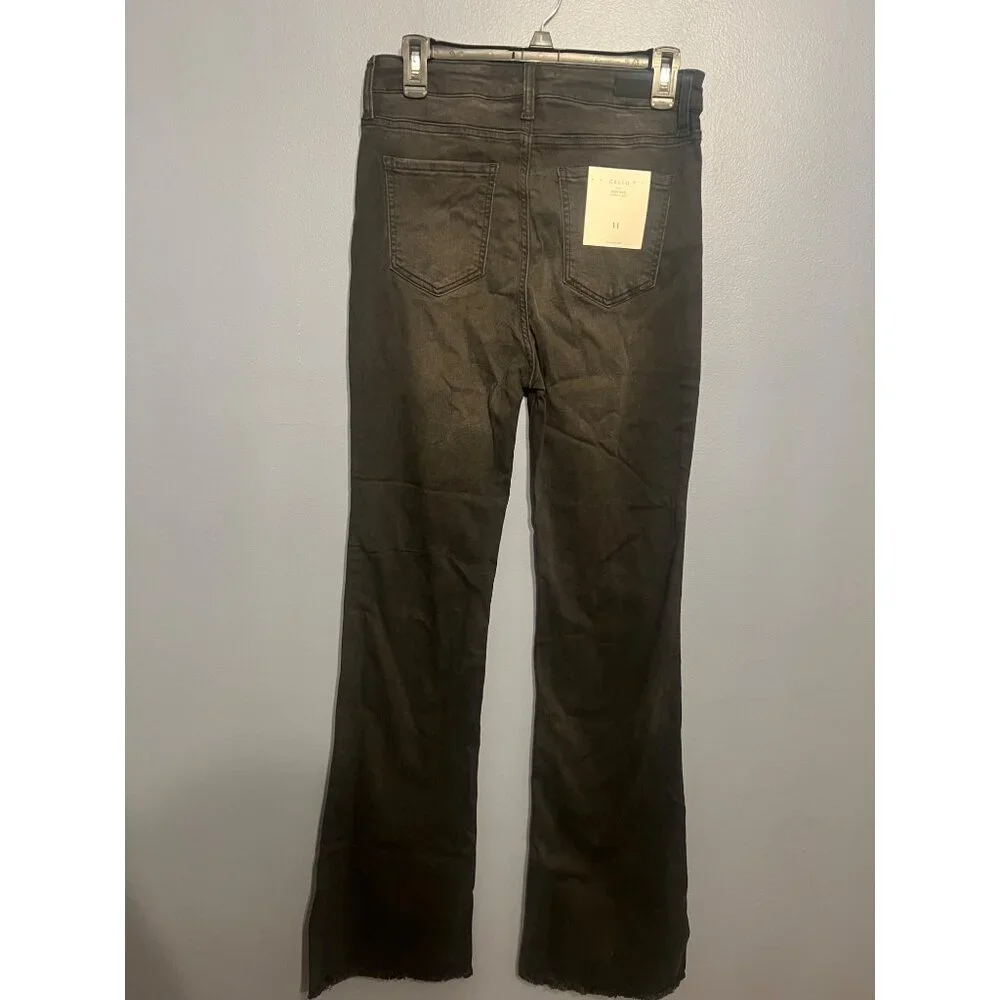 Women’s Cello Jeans High Rise Skinny Flare Black Jeans Size 11, Button Fly‎